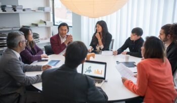 E-Commerce Solutions 4 Holistic Marketplace and E-Retail Management